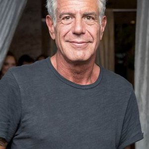 Anthony Bourdain talks about Mexicans workers in the restaurant industry