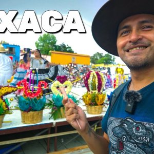 la Ciudad de OAXACA en días de GUELAGUETZA